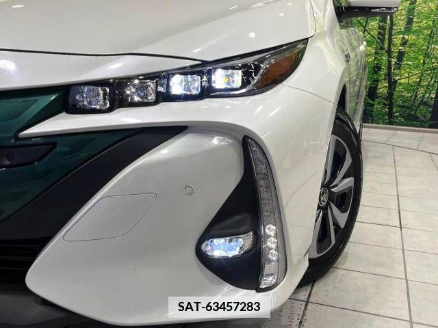 Toyota PRIUS PHV 2017-02 349795-12