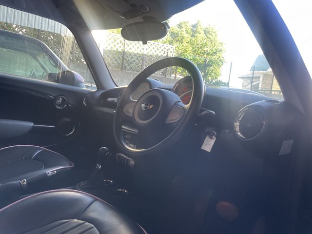 Bmw MINI 2010-04 9802-12