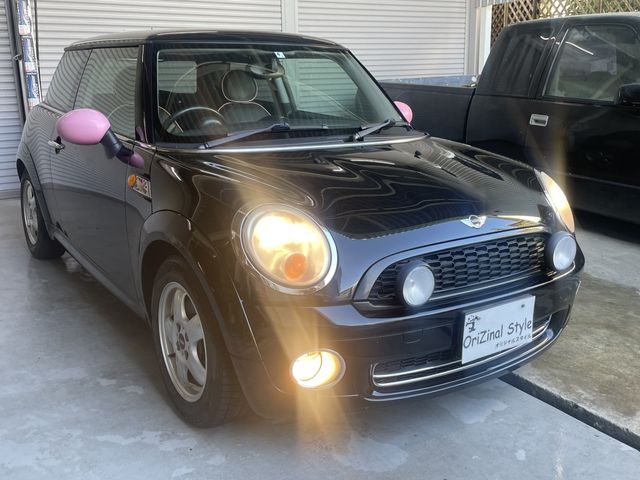 Bmw MINI 2010-04 9802-1