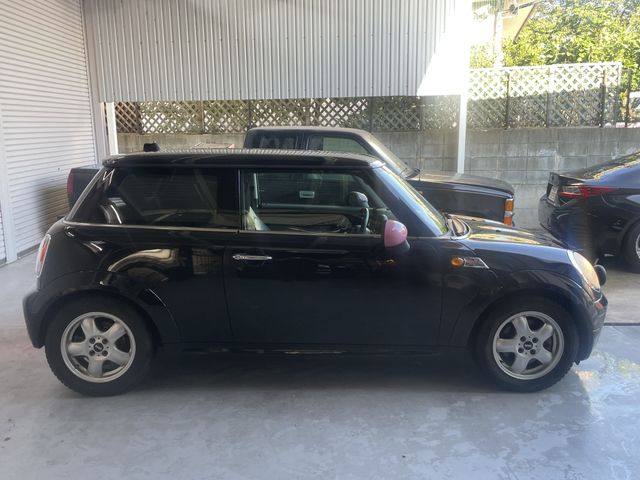 Bmw MINI 2010-04 9802-3