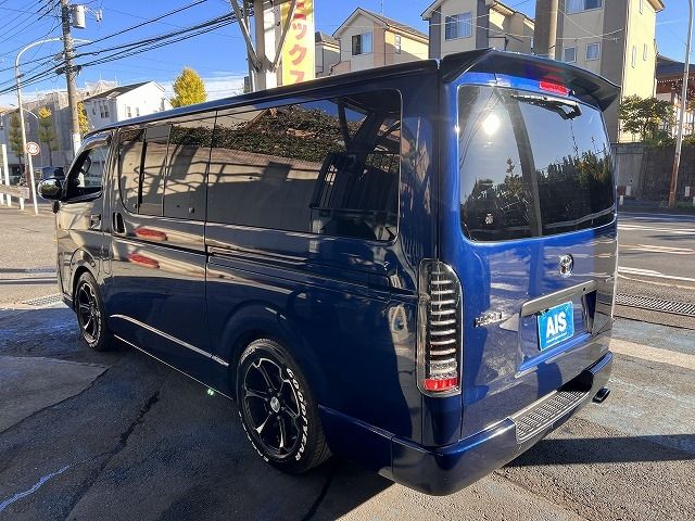 Toyota REGIUSACE VAN 2012-07 182715-2