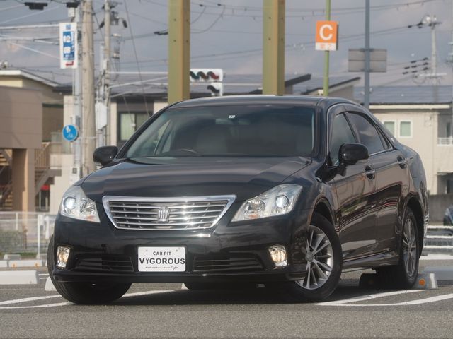 Toyota CROWN SEDAN 2010-03 833-4