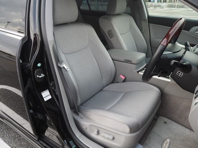 Toyota CROWN SEDAN 2010-03 833-19