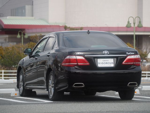 Toyota CROWN SEDAN 2010-03 833-2