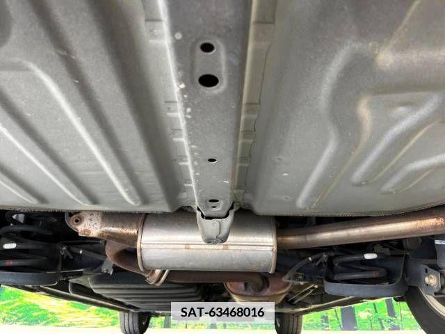 Toyota VOXY 2016-02 346418-19