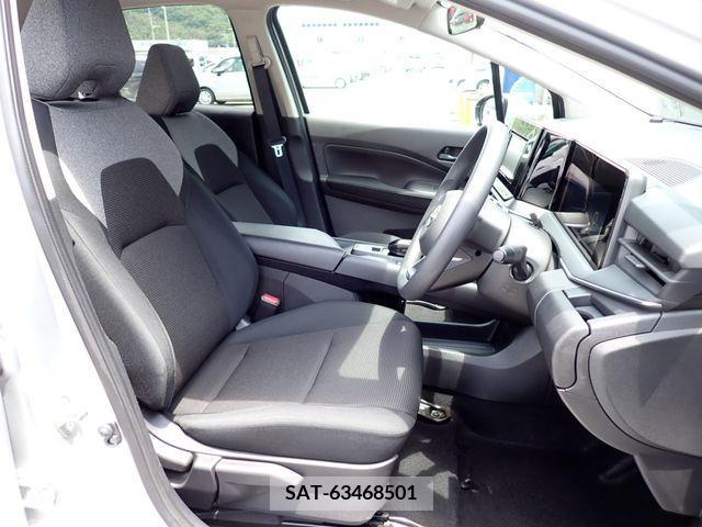 Nissan NOTE 2021-04 302481-14