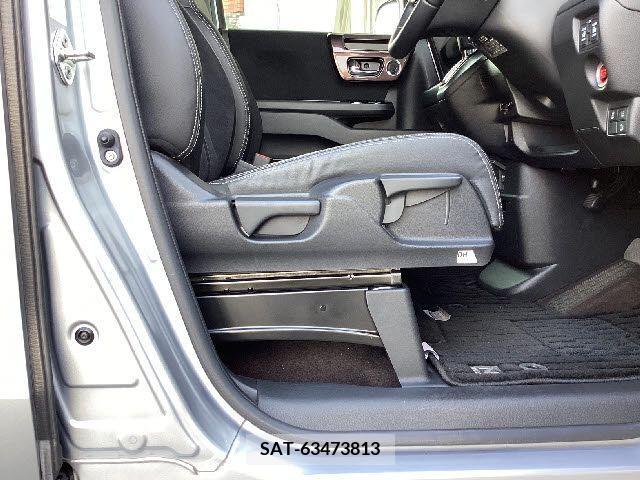 Honda N BOX CUSTOM 2017-10 364905-17