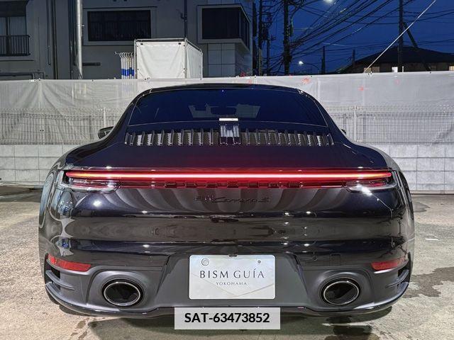 Porsche 911 2022-06 351980-6