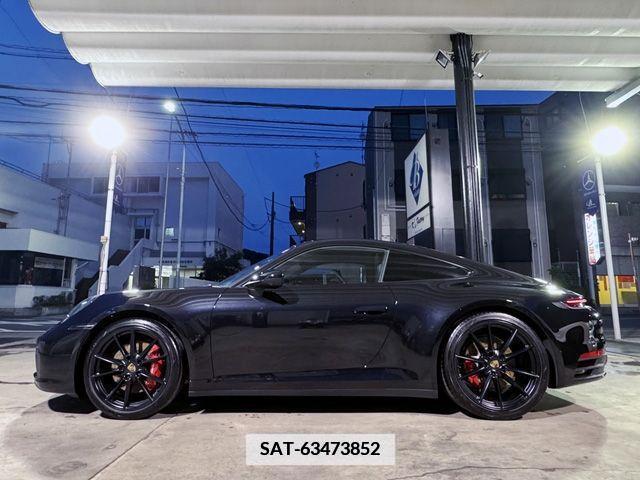 Porsche 911 2022-06 351980-4