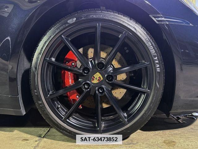 Porsche 911 2022-06 351980-15