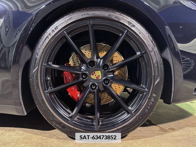 Porsche 911 2022-06 351980-13