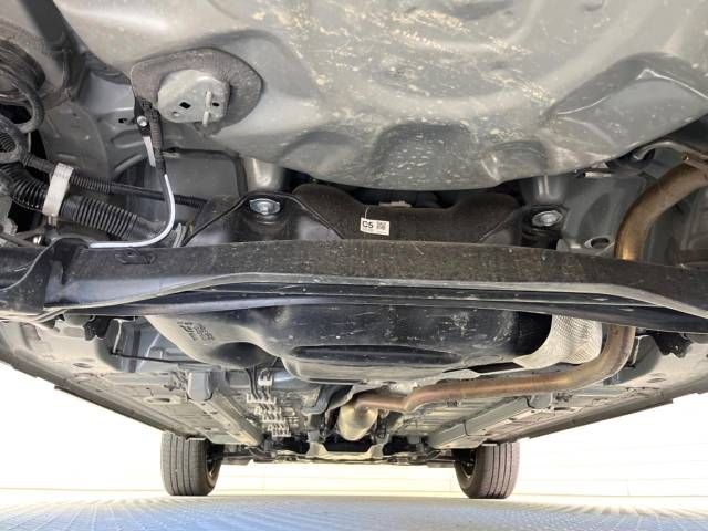 Toyota YARIS CROSS 2023-03 195857-18