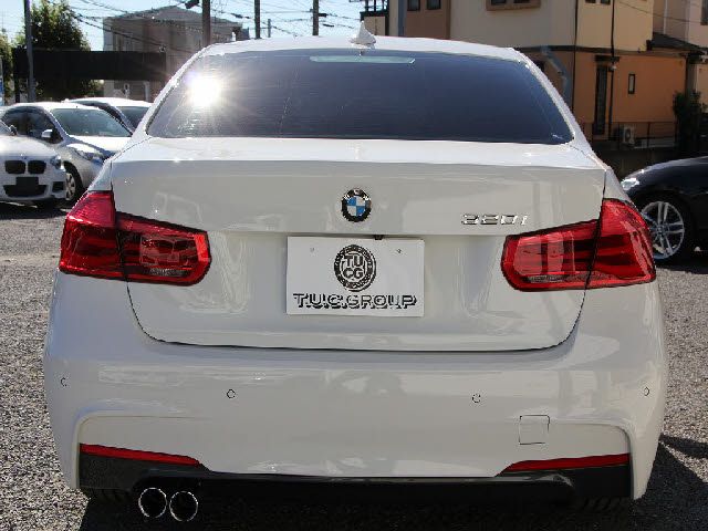 Bmw 3 SERIES 2016-03 182994-29