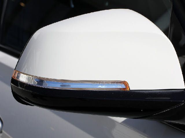 Bmw 3 SERIES 2016-03 182994-25