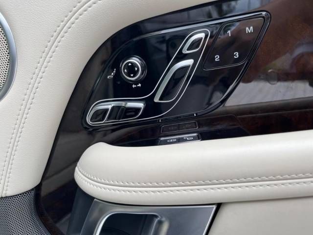ROVER RANGE ROVER 2019-12 180819-14