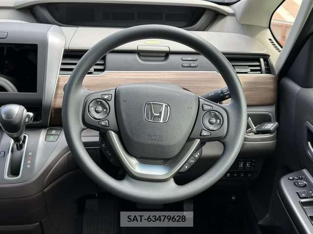 Honda FREED 2024-02 302956-5