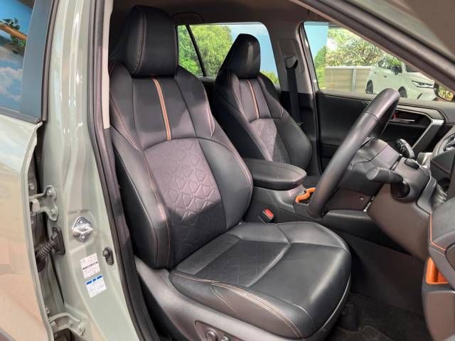 Toyota RAV4 2020-10 26688-8