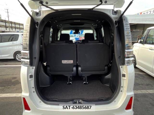 Toyota VOXY 2020-10 252324-10