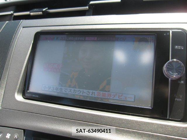 Toyota PRIUS 2013-03 366334-17