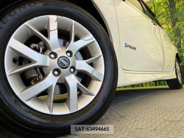 Nissan NOTE 2018-08 236814-13