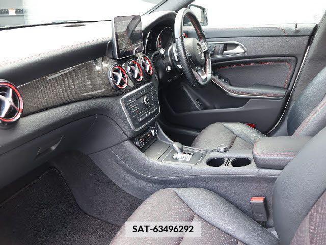 Amg CLA-CLASS 2015-12 382618-1