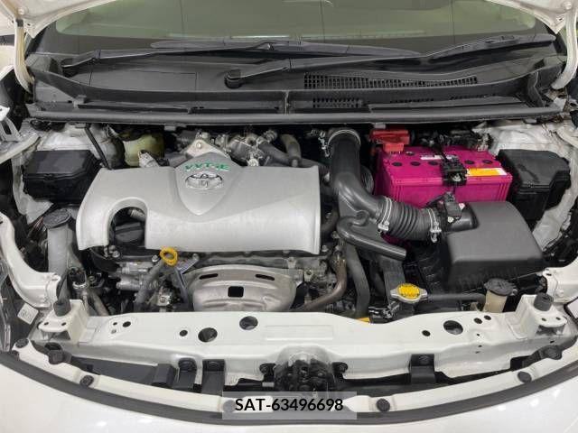 Toyota SIENTA 2015-11 217703-19