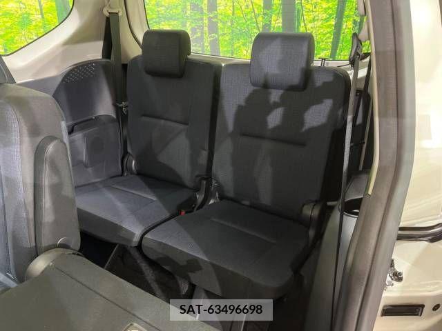 Toyota SIENTA 2015-11 217703-10