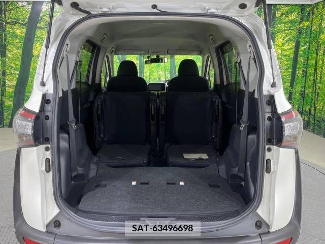 Toyota SIENTA 2015-11 217703-11