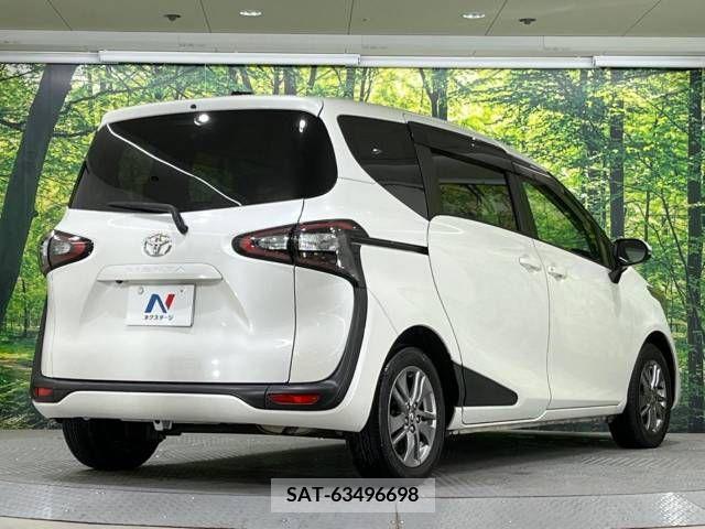 Toyota SIENTA 2015-11 217703-18
