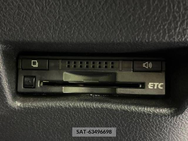 Toyota SIENTA 2015-11 217703-4