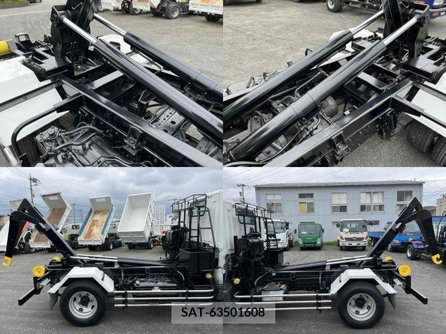 Mitsubishi CANTER 2006-02 294438-9