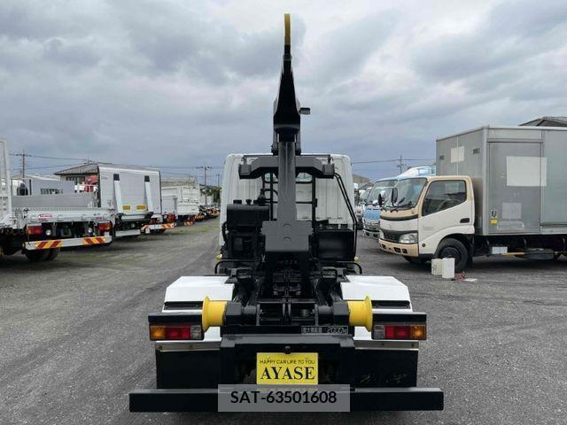 Mitsubishi CANTER 2006-02 294438-12