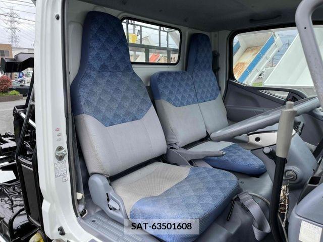 Mitsubishi CANTER 2006-02 294438-18