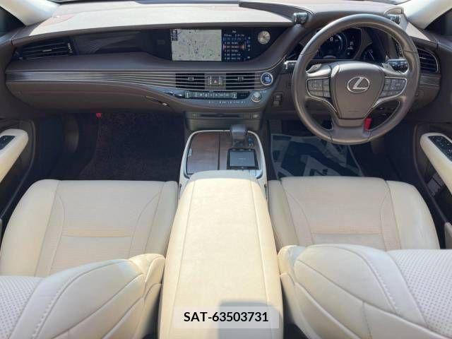 Lexus LS 2017-11 304722-1