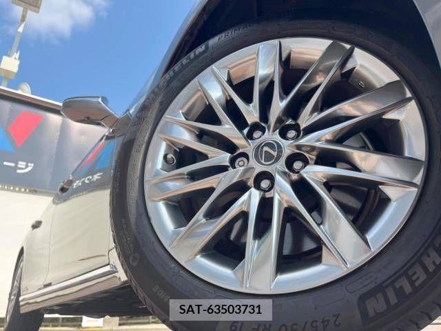 Lexus LS 2017-11 304722-13
