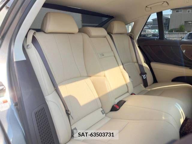 Lexus LS 2017-11 304722-9