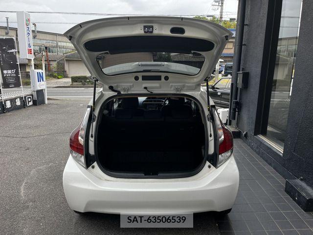 Toyota AQUA 2016-09 291871-9