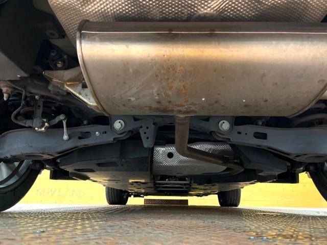 Toyota C-HR 2017-08 194070-19
