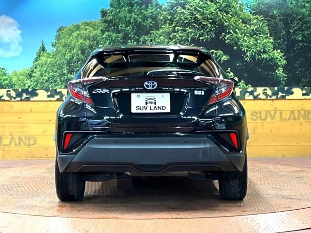 Toyota C-HR 2017-08 194070-15