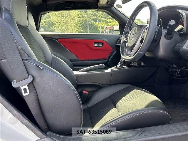 Honda S660 2019-09 335608-15
