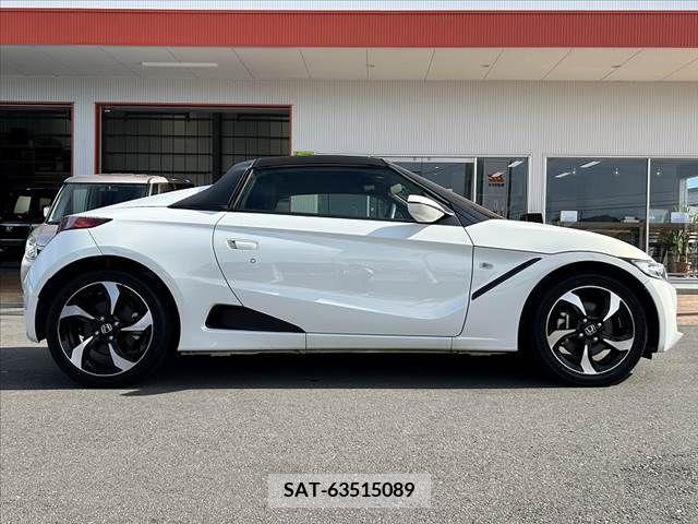 Honda S660 2019-09 335608-11