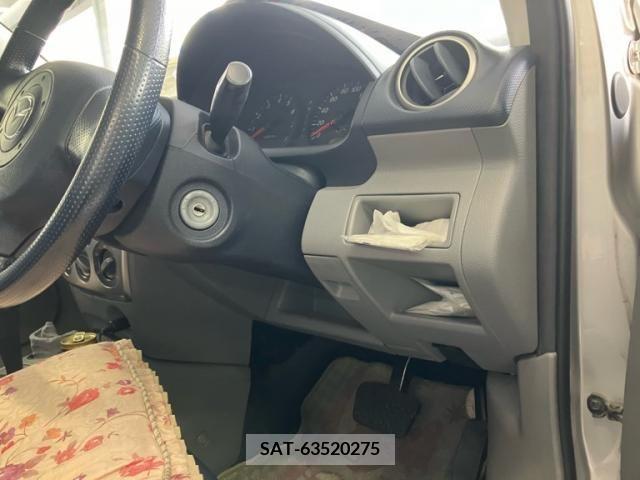Mazda DEMIO 2003-09 390508-16