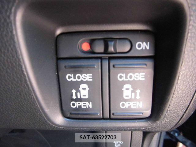 Honda N BOX CUSTOM 2015-10 279030-11