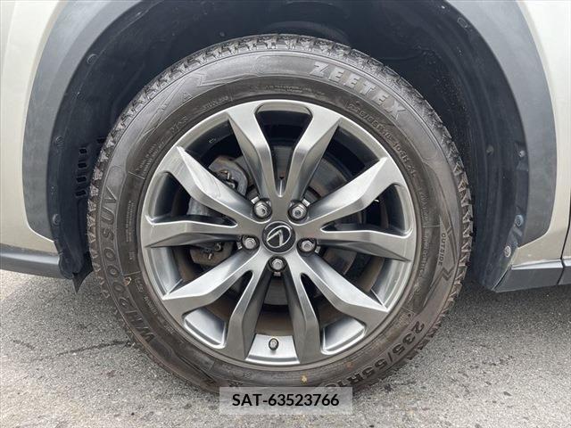 Lexus NX 2015-10 299728-26
