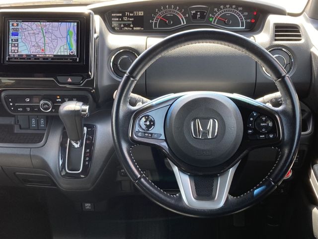 Honda N BOX CUSTOM 2018-02 1517-6
