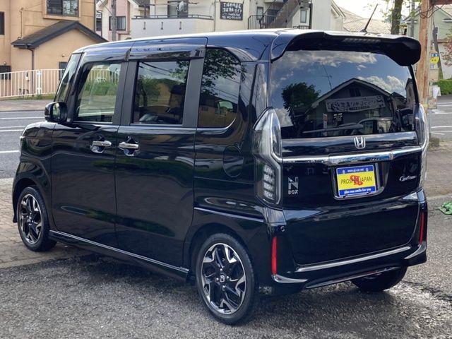 Honda N BOX CUSTOM 2018-02 1517-3