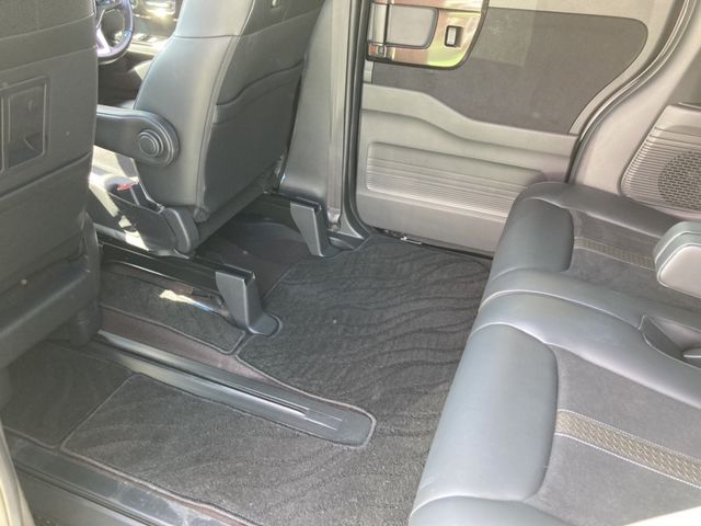 Honda N BOX CUSTOM 2018-02 1517-22
