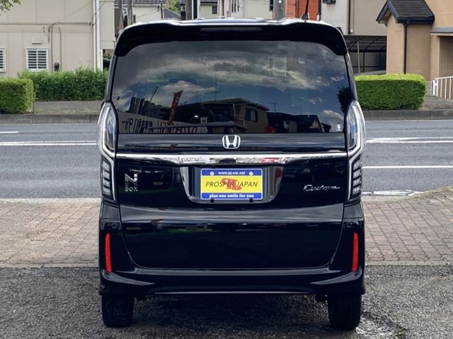 Honda N BOX CUSTOM 2018-02 1517-28
