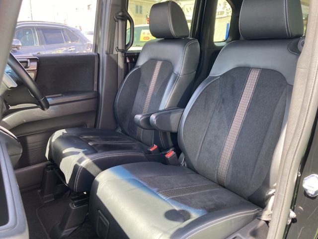 Honda N BOX CUSTOM 2018-02 1517-24