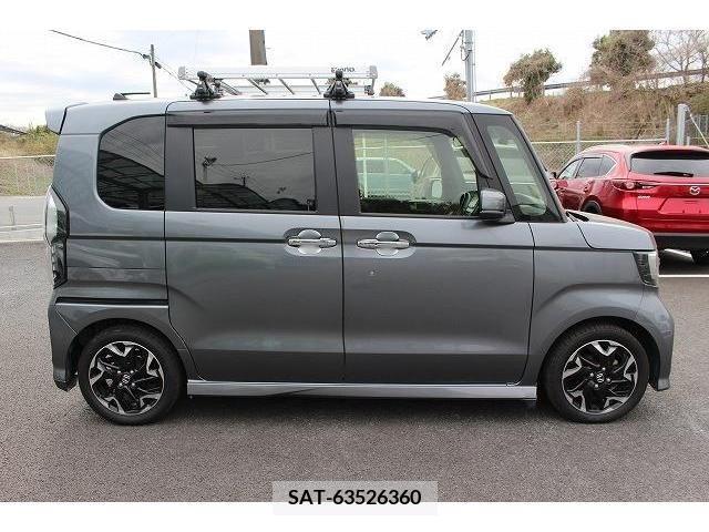 Honda N BOX CUSTOM 2018-08 215384-8